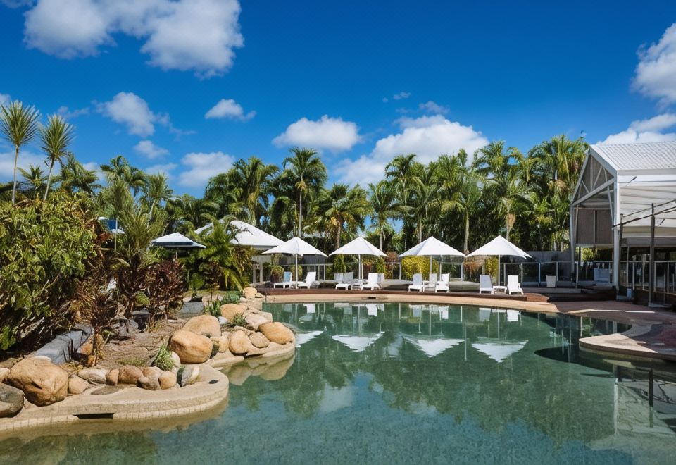 Mercure Townsville Hotel Over view
