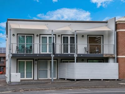 Apartments 521