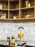 The Circle Hotel - breakfast