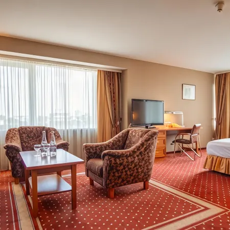 Vilnius Park Plaza Hotel, Restaurant & Terrace, Panorama Bar, Conference & Banquet Center