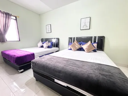 Semarang Inn Syariah Отели рядом с достопримечательностью «Централна джамия на Съмаранг»