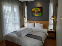 Valle Verde Villas Hotels near Lazuardy Syariah Park and Villa