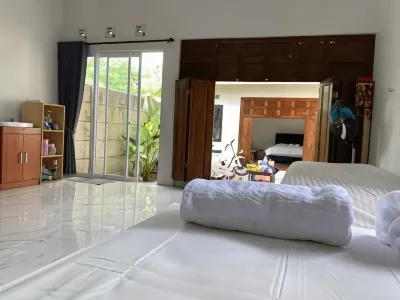 Villa Arundati Hotell i Donoharjo