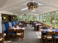 Calf's Head Hotel - parking