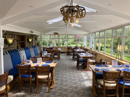 Calf's Head Hotel Отели в г. Гриндлтон