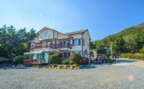 Namhae Sea Forest Pension