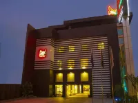 브로드 빈 코친 Q 시네마스 주변 호텔