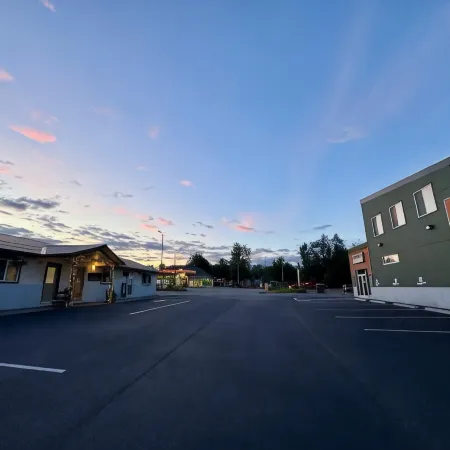 The Pioneer Motel