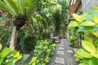 Tropical Bali Hotel Hotels near Kampus FKIP UNMAS