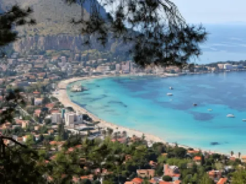 B&B le Muse Hotels in Mondello