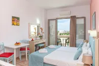 Theoni Apartments - balcón