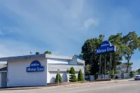 Attleboro Motor Inn Hotel di 