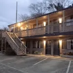 Lighthouse Cove Inn