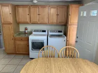 Lovely 3 bedroom house with Ping Pong Table and Patio - 2성급