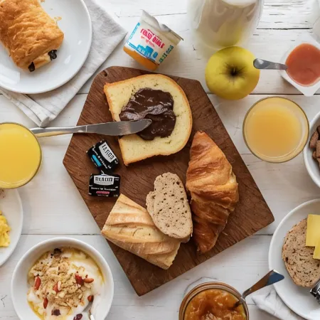 B&B Hotel Chatellerault Отели в г. Шательро