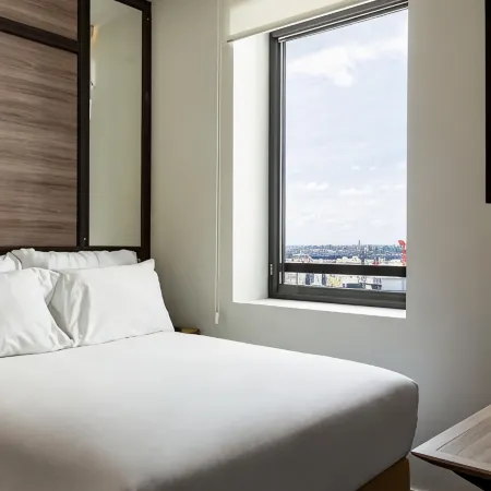 Pestana CR7 Gran Vía Madrid Отели рядом с достопримечательностью «Улица Гран-Виа»