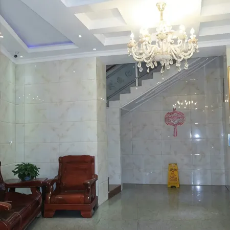 Yingshan Ouman Yiyi Express Hotel