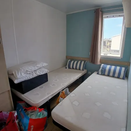 Mobile home in the Dunes, right on the beach and the sea!