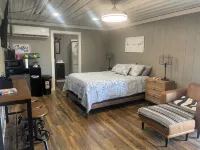 A-Frame, Fisherman’s Paradise 3-Bedroom, WiFi, AC -Springville, TN, Walk to Lake - Wifi