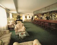 โรงแรมแกรนด์ บายาแวร์เด - ที่มีบาร์