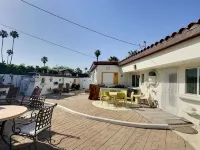 Mountain Vista Private Pool Retreat Walk to El Paseo - Private Pools