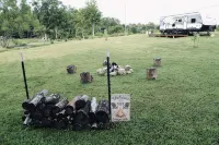 Camp Wee Acres. Cozy camper with beautiful views. - Wi-Fi