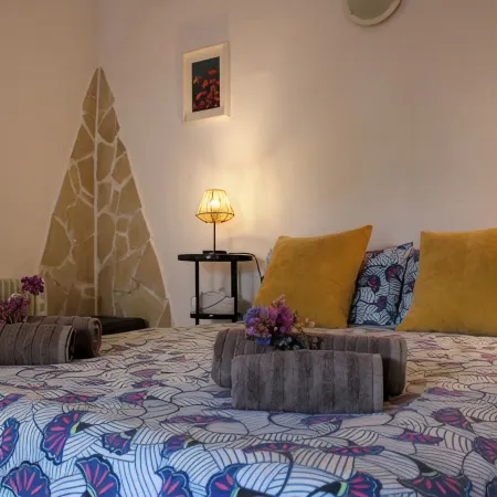 QUIET APARTMENT AMONG GARDENS