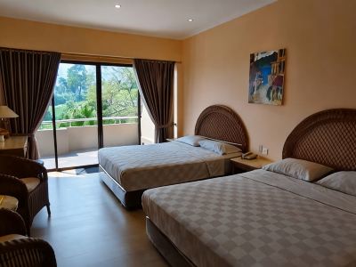 Puncak Inn Resort Hotel