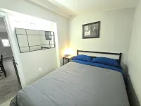 Cozy home on a quiet street minutes to downtown Kingston! - Homestays