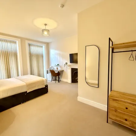 Seaside Escape with Double Bed & Balcony