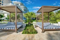 *NEW* Oceanfront apartment steps away from Baha Mar - 3-Star