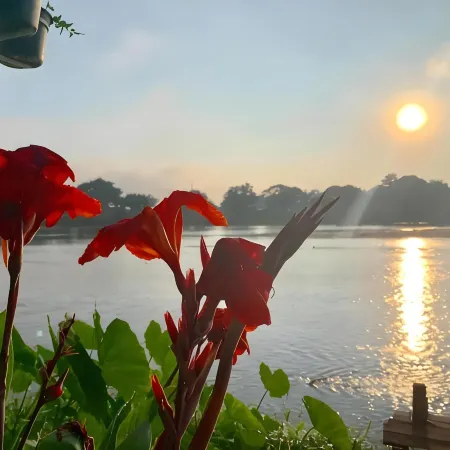 Pingview Villa Resort