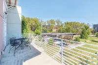 Cozy 1-bedroom pet friendly apartment in enchanting Chattanooga with WiFi, AC - Homestays
