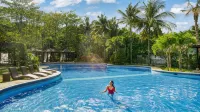 Hiraya Wellness Resort and Ecopark - piscine