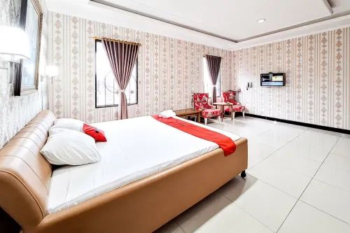 RedDoorz at Alvaro Butik Hotel Citeko Puncak - Pensions