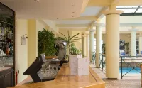 โรงแรม การาจู มาเดรา - ที่มีบาร์