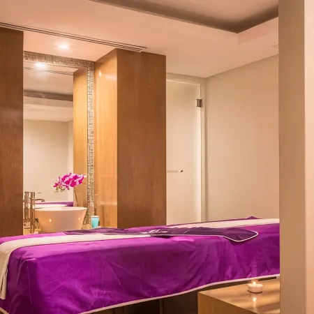 Holiday Inn Jeddah Gateway by IHG