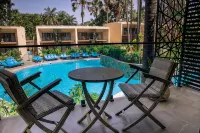 Bakadaji Hotel - Rooftop Pools