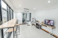 โรงแรมดอนเมือง - พร้อมอาหารเช้า