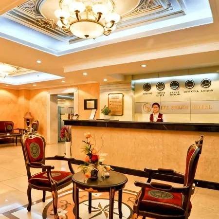 White House Hotel