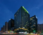 成都星宸假日酒店（世紀城店）
