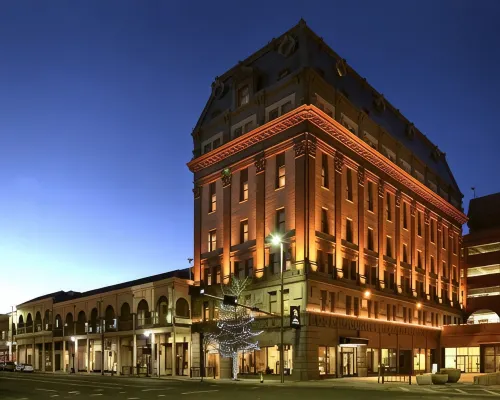 Hotel Maison Yakima, Tapestry Collection by Hilton Hotels in Yakima