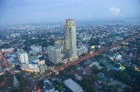 Crown Regency Hotel & Towers