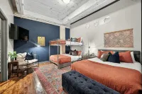Loft in Downtown Dallas with Skyline Views - Condos