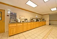 Comfort Suites Airport - breakfast