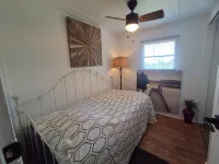 Cozy LAKE EUFAULA GETAWAY Cottage-Couples-Honeymoon-Family-Fisherman-BOAT Parkin