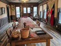 2 Bedroom Hideaway by Discovery Park, Families, Couples, Solo Stays Hotels near West Point Lighthouse