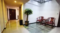 Taining Huyuan Hotel