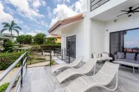 Oceanview 4-bedroom house w/ pool in Playa Hermosa, Guanacaste