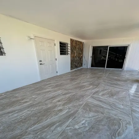 New Remodeled Modern 2 Bed, AC, Generator